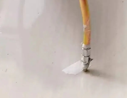 睢县瓷砖空鼓维修公司专业解答在瓷砖铺贴过程中，如果使用的砂料过粗（如全部使用了粗砂），可能会导致以下问题